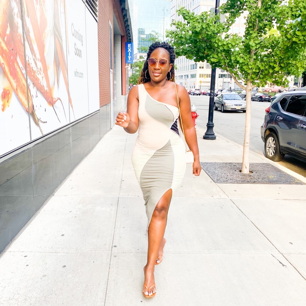 Figure hugging comfortable cool for summer dress from PLT